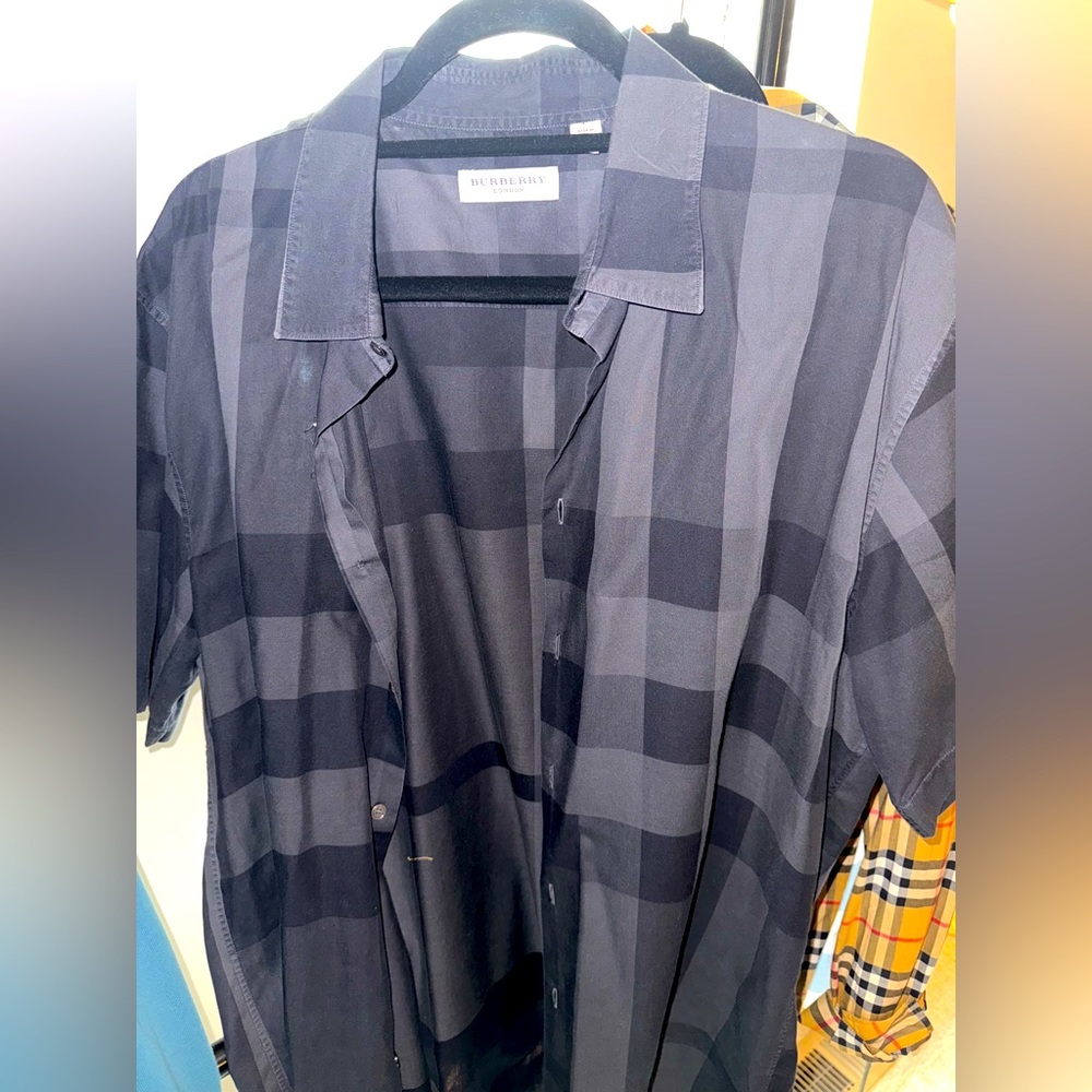 Men’s Burberry button down